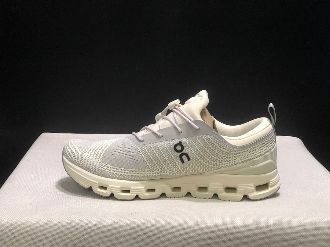 On Cloud X Z5 'Beige'