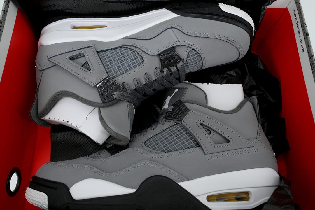 Air Jordan 4 Retro Cool Grey (Colorway 3)