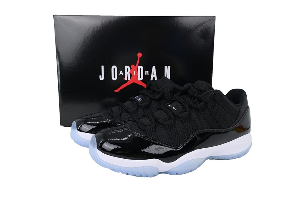 Air Jordan 11 Retro Low x OFF White White/Midnight Navy