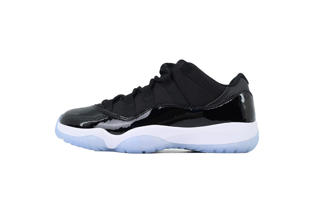 Air Jordan 11 Retro Low x OFF White White/Midnight Navy
