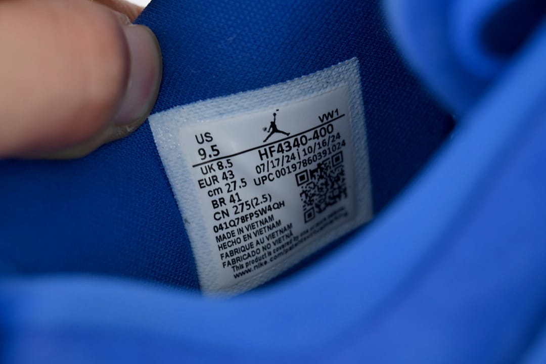 Air Jordan 4 Retro OG x Nigel Sylvester OG SP Blue Brick