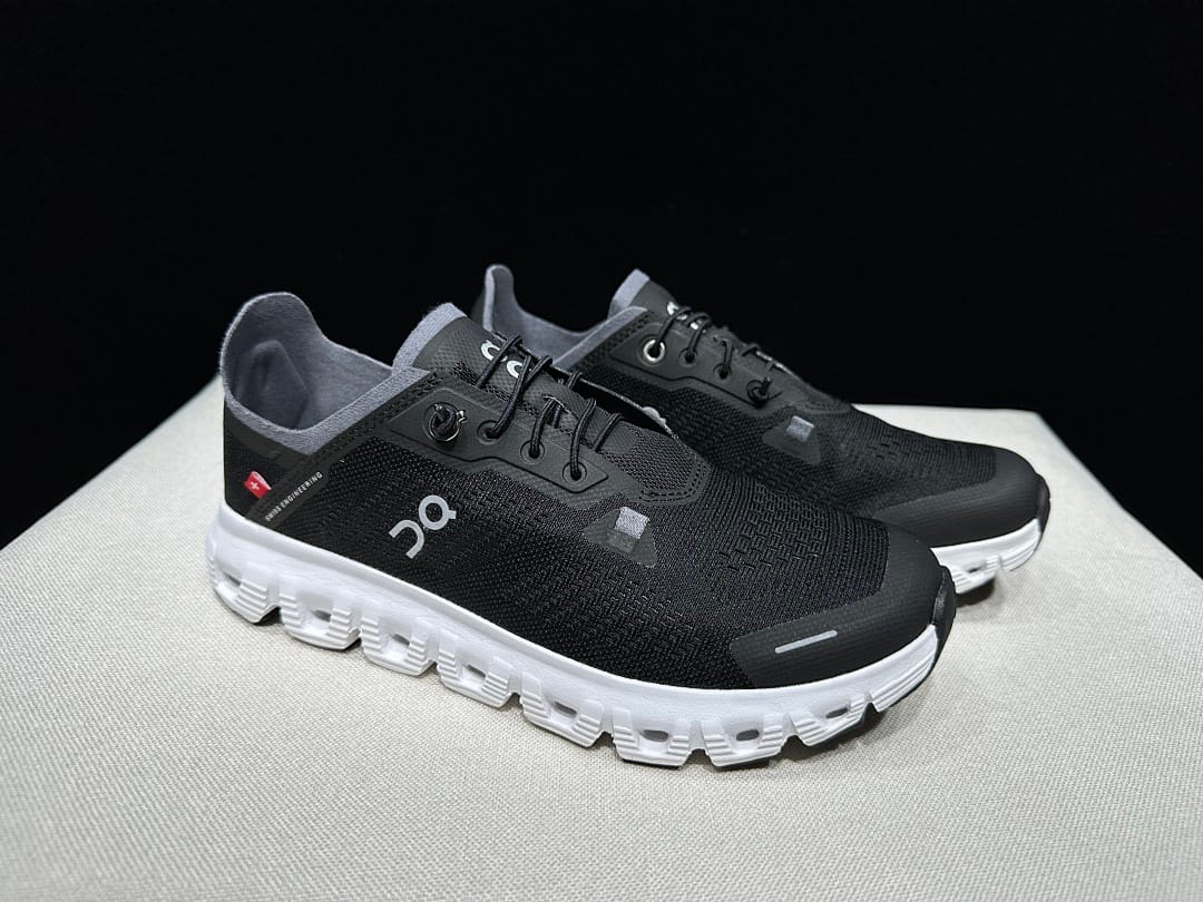 On Cloud 6 Coast (Colorway 4)