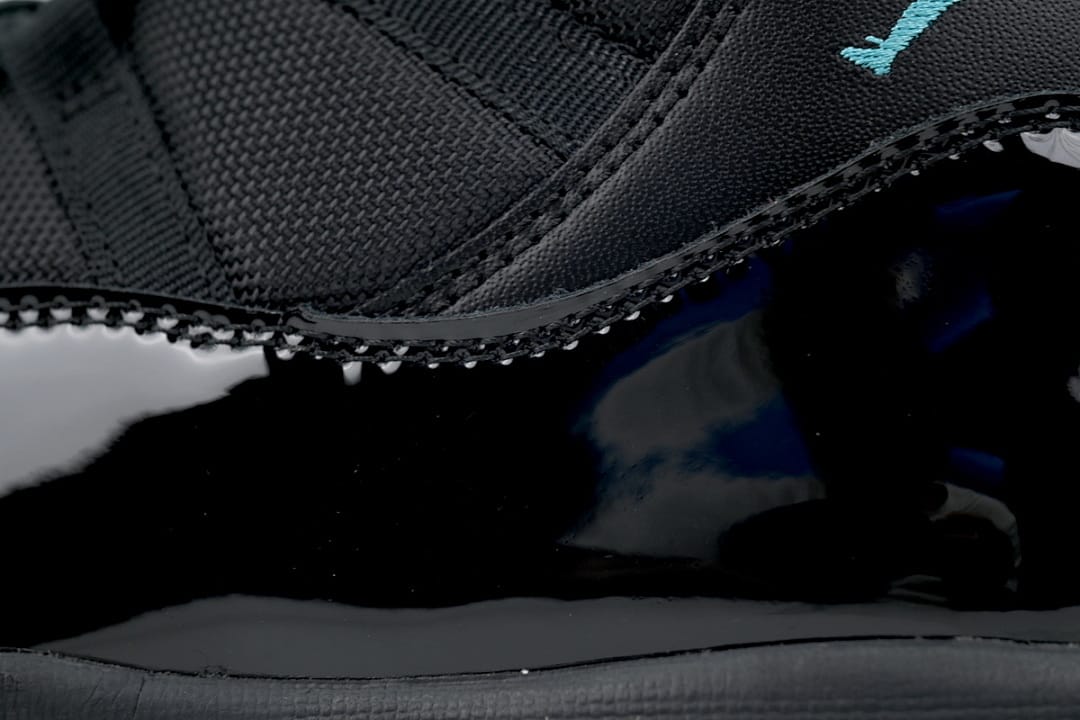 Air Jordan 11 Retro x A Ma Maniére Gamma Blue (Colorway 3)