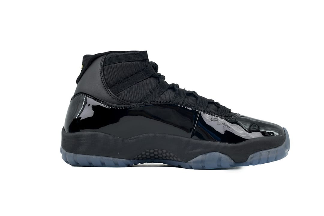 Air Jordan 11 Retro x A Ma Maniére Gamma Blue (Colorway 3)