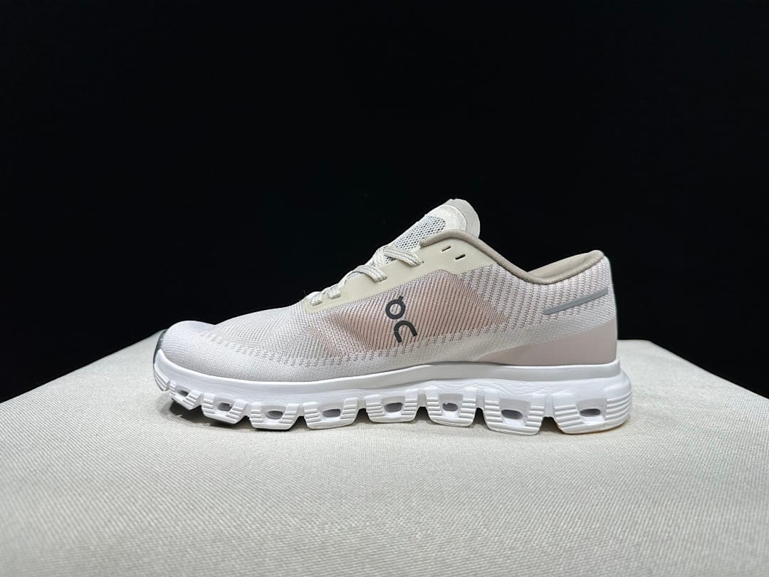 On Cloud 6 Push (Colorway 9)