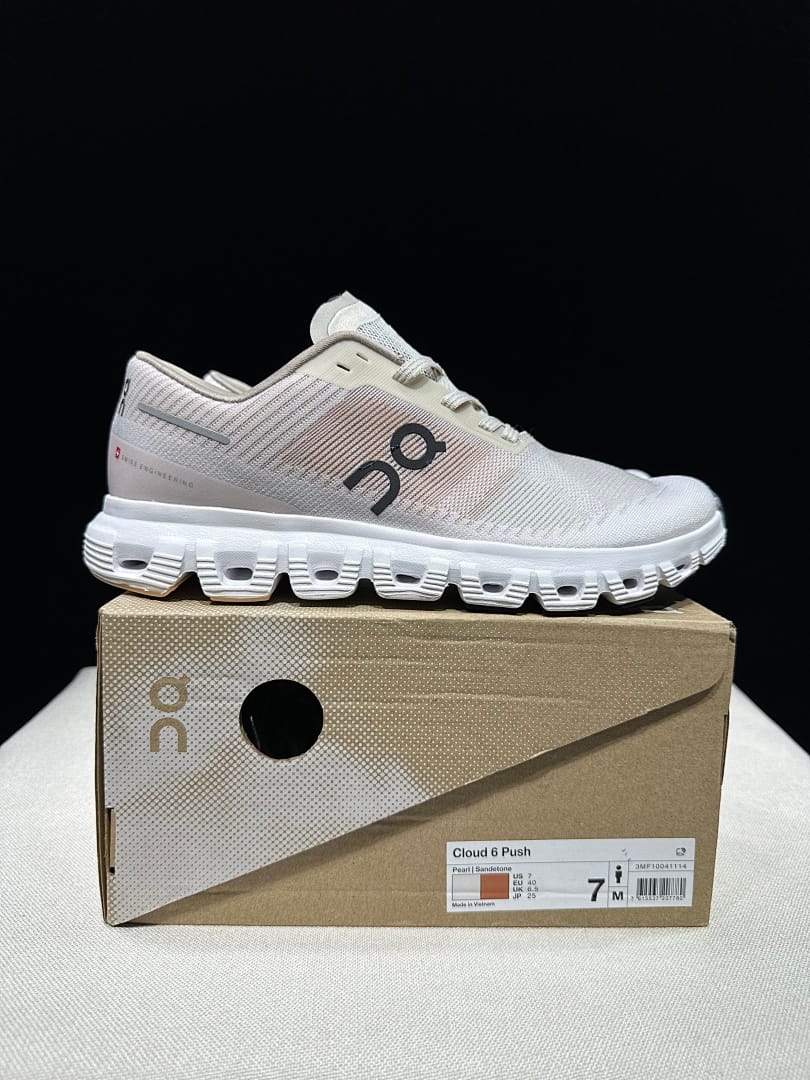 On Cloud 6 Push (Colorway 9)