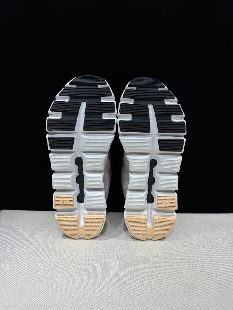 On Cloud 6 Push (Colorway 9)