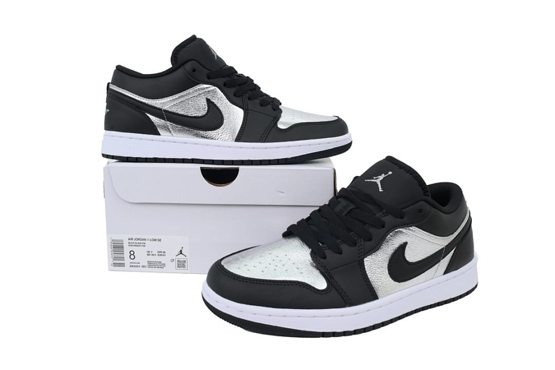 Air Jordan 1 Low SE Silver Toe