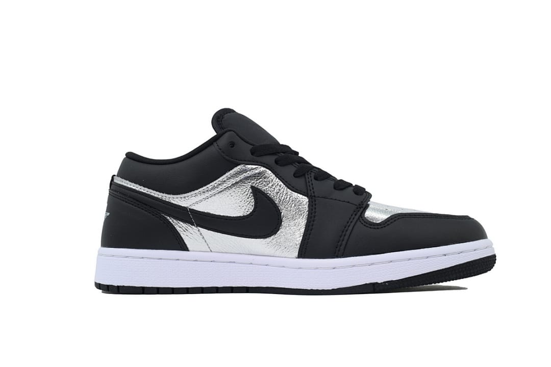 Air Jordan 1 Low SE Silver Toe