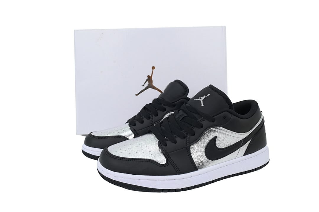 Air Jordan 1 Low SE Silver Toe