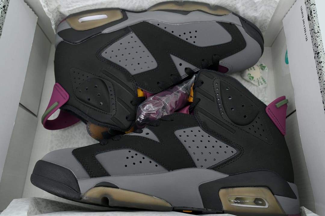 Air Jordan 6 Essential Bordeaux