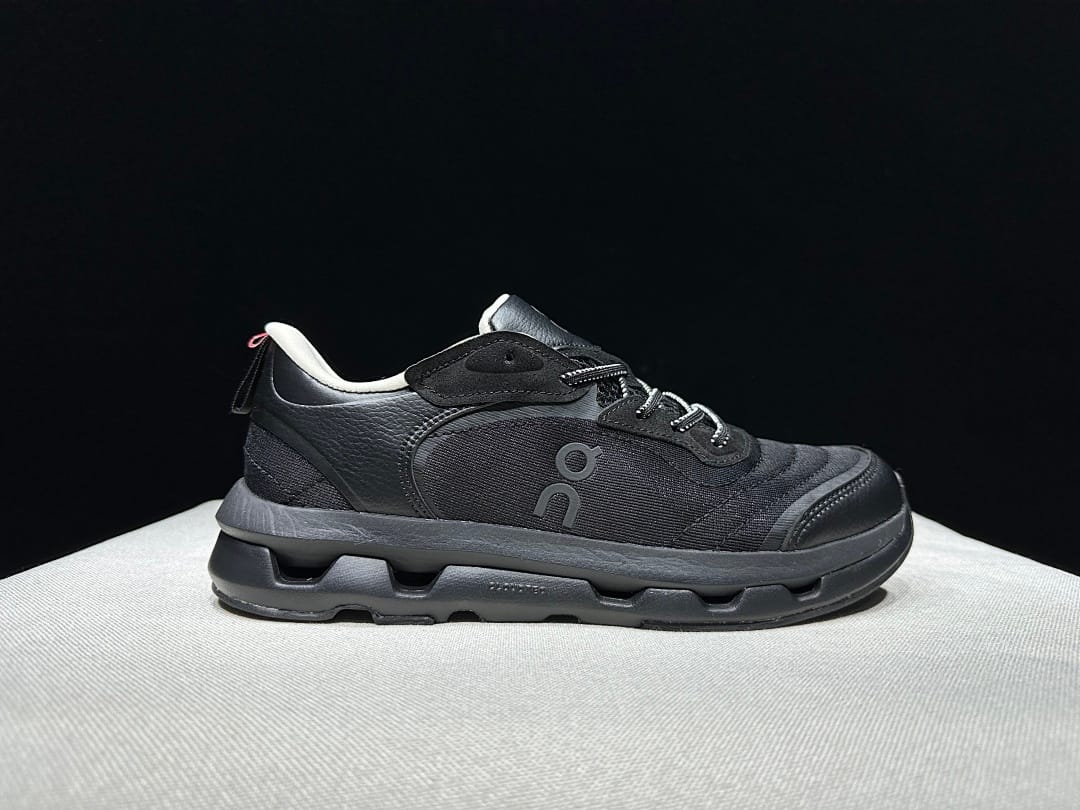 On × Zendaya Cloudzone (Colorway 6)