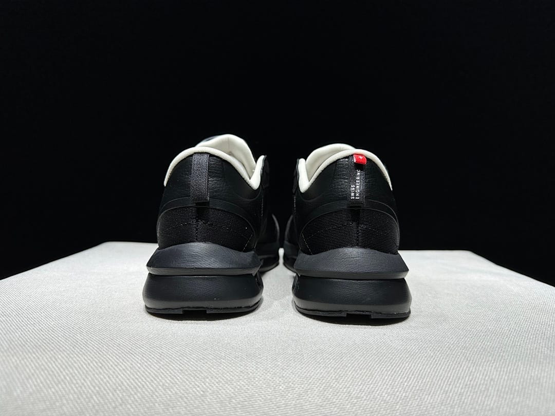 On × Zendaya Cloudzone (Colorway 6)