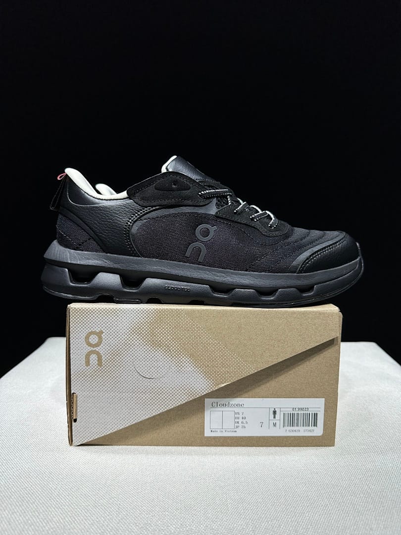 On × Zendaya Cloudzone (Colorway 6)