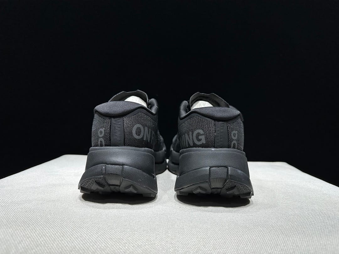 On Cloudultra Pro (Colorway 12)