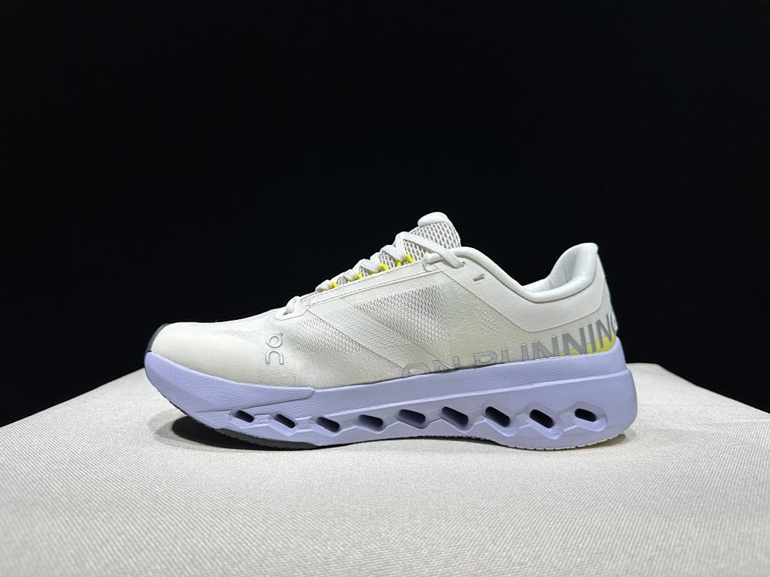 On Cloudsurfer Next 'Ivory' (Colorway 2)