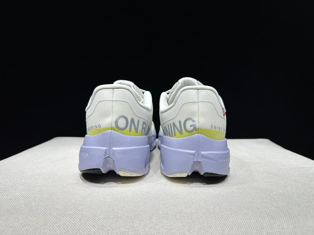 On Cloudsurfer Next 'Ivory' (Colorway 2)