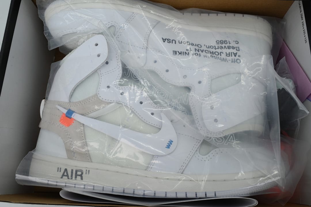 Air Jordan 1 Retro High OG (Colorway 3)