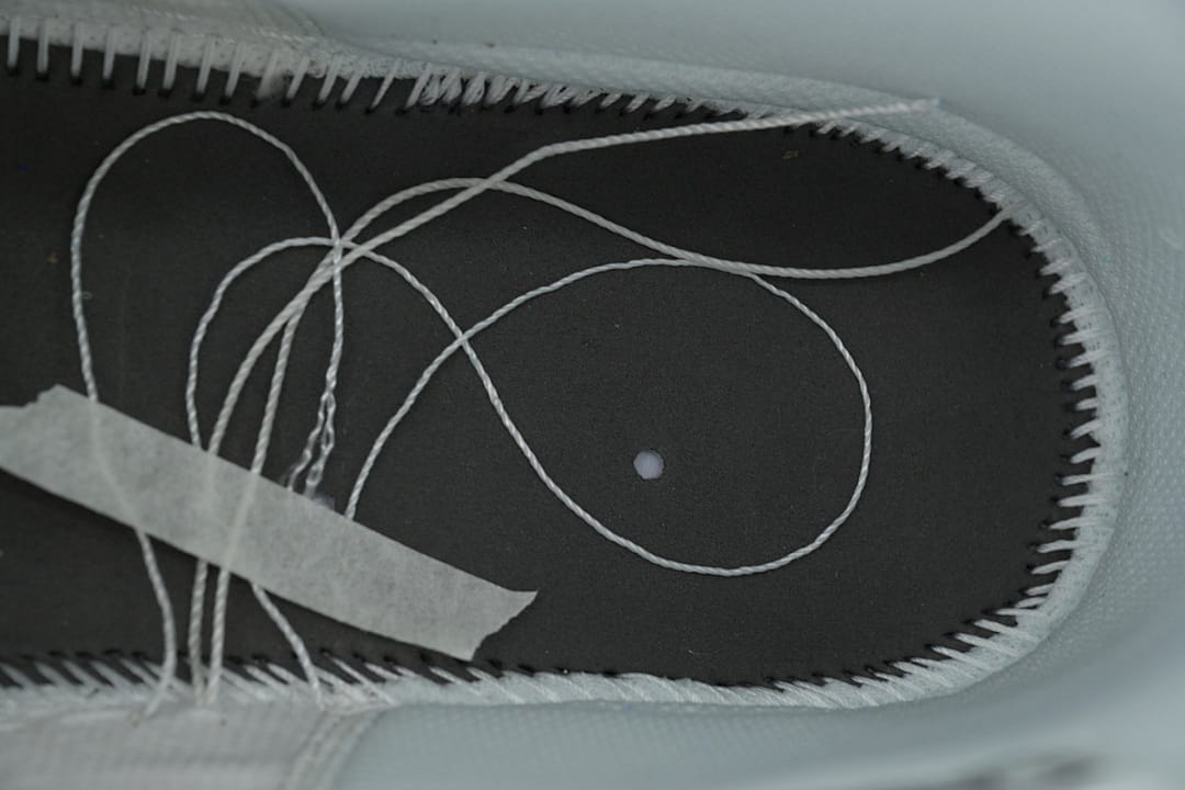 Air Jordan 1 Retro High OG (Colorway 3)
