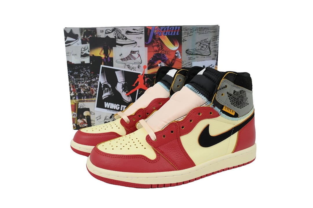 Air Jordan 1 Retro High OG Chicago Shadow (Colorway 3)
