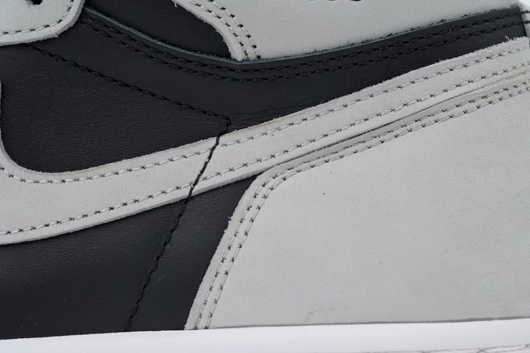 Air Jordan 1 Retro High OG Shadow 2.0