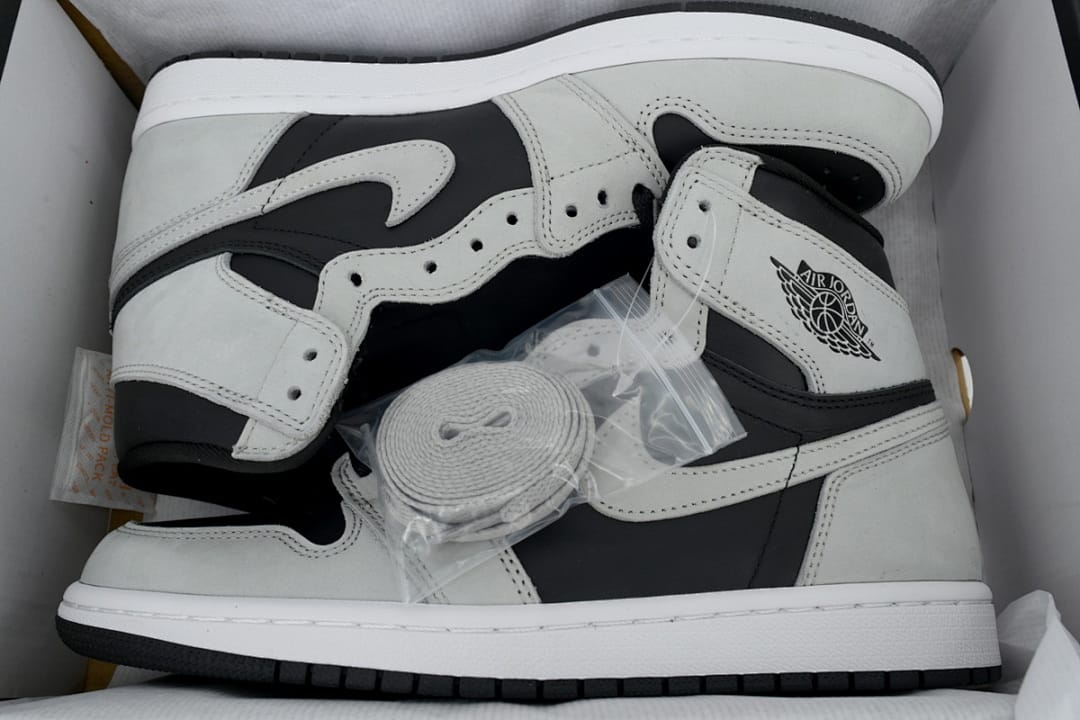 Air Jordan 1 Retro High OG Shadow 2.0