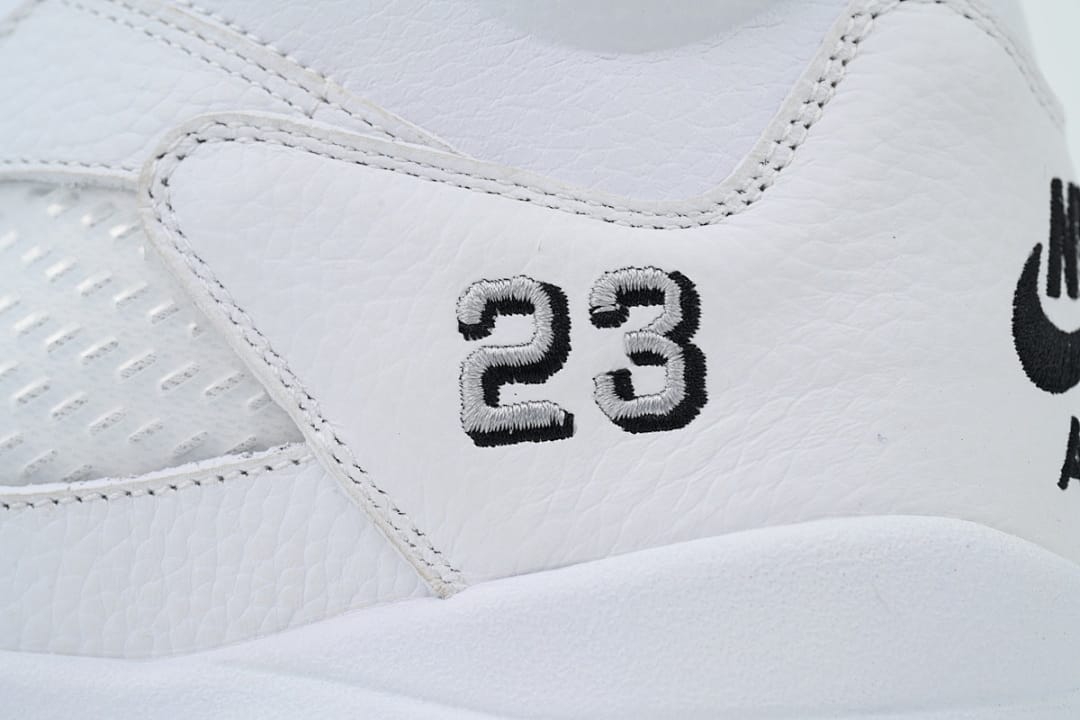 Air Jordan 5 Retro Pure Silver Retro
