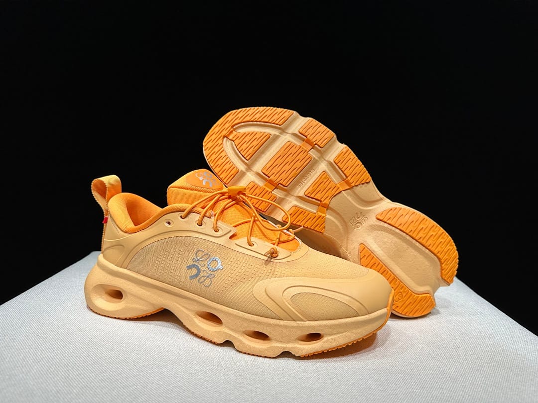 On × LOEWE Cloudventure 3.0 (Colorway 21)