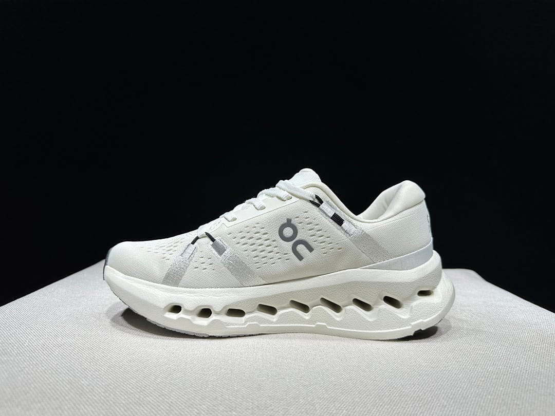 On Cloudsurfer 2 (Colorway 3)