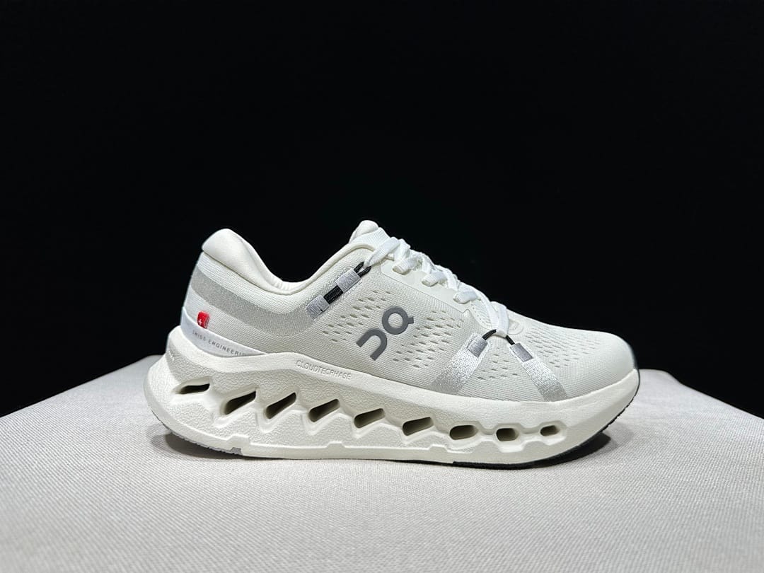 On Cloudsurfer 2 (Colorway 3)