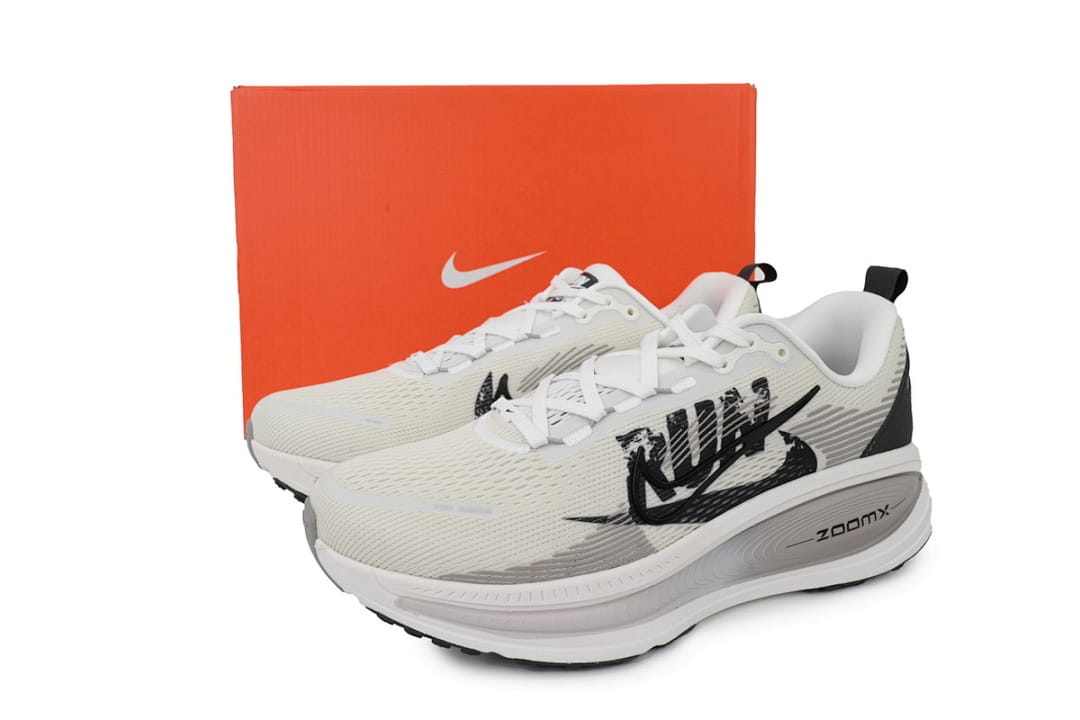 Nike Zoom Vomero 18 AA Edition Run Pack