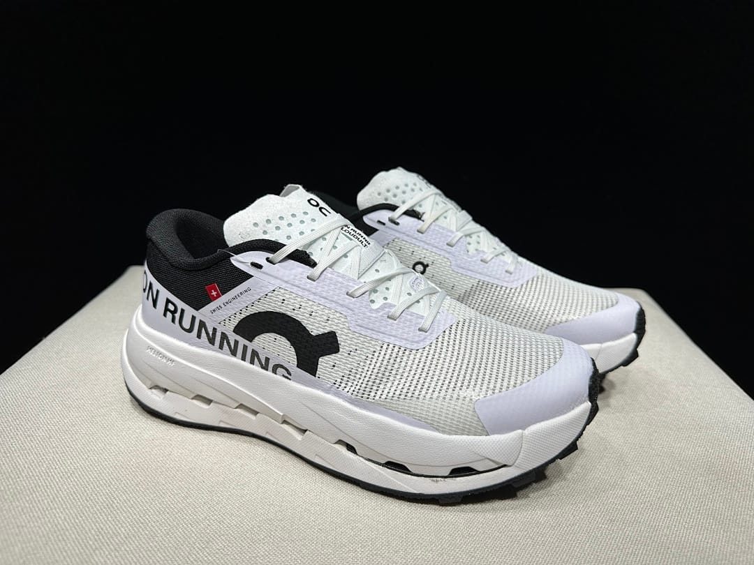 On Cloudultra 3 (Colorway 13)