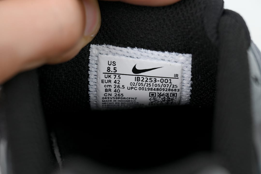 Nike Air Max Plus x MA Edition Black Particle Grey
