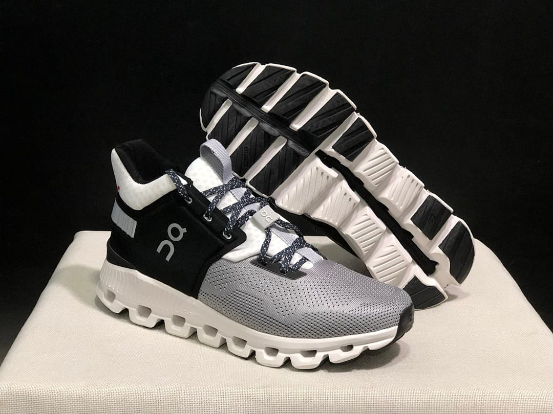 On Cloud Hi Edge (Colorway 27)