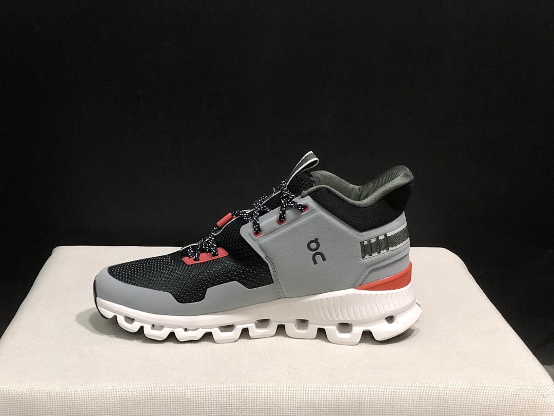 On Cloud Hi Edge (Colorway 25)