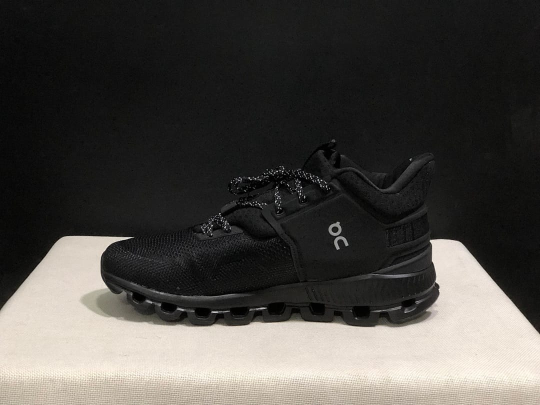 On Cloud Hi Edge (Colorway 10)