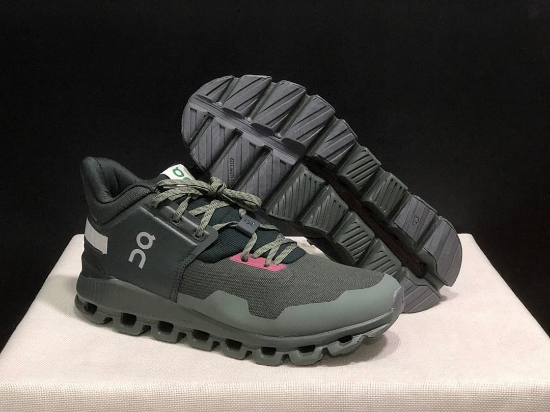 On Cloud Hi Edge (Colorway 8)