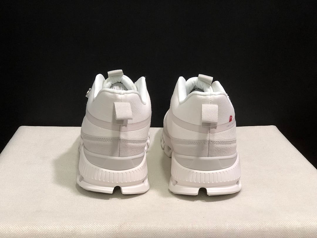 On Cloud Hi Edge (Colorway 7)