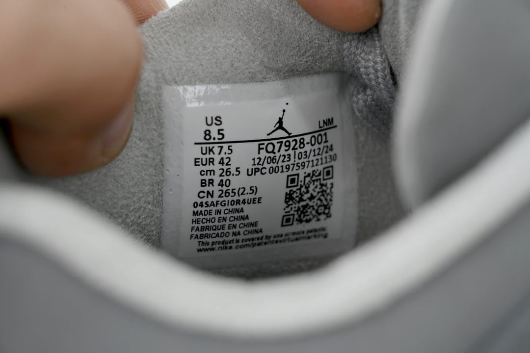 Air Jordan 4 Retro Olympics