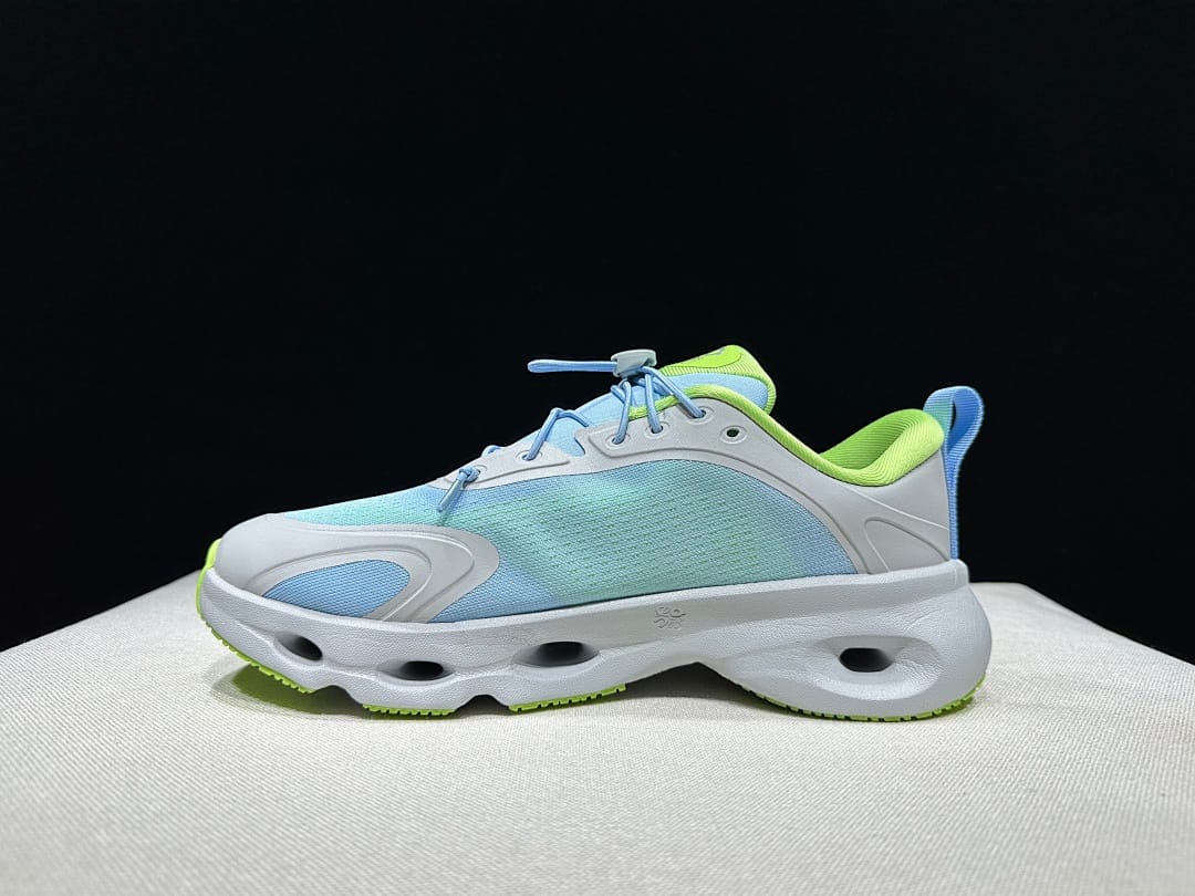 On × LOEWE Cloudventure 3.0 (Colorway 18)