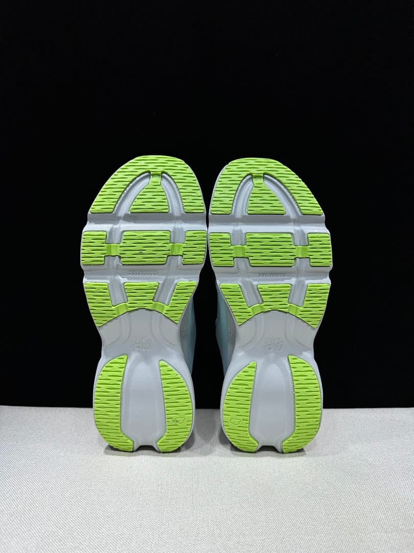 On × LOEWE Cloudventure 3.0 (Colorway 18)