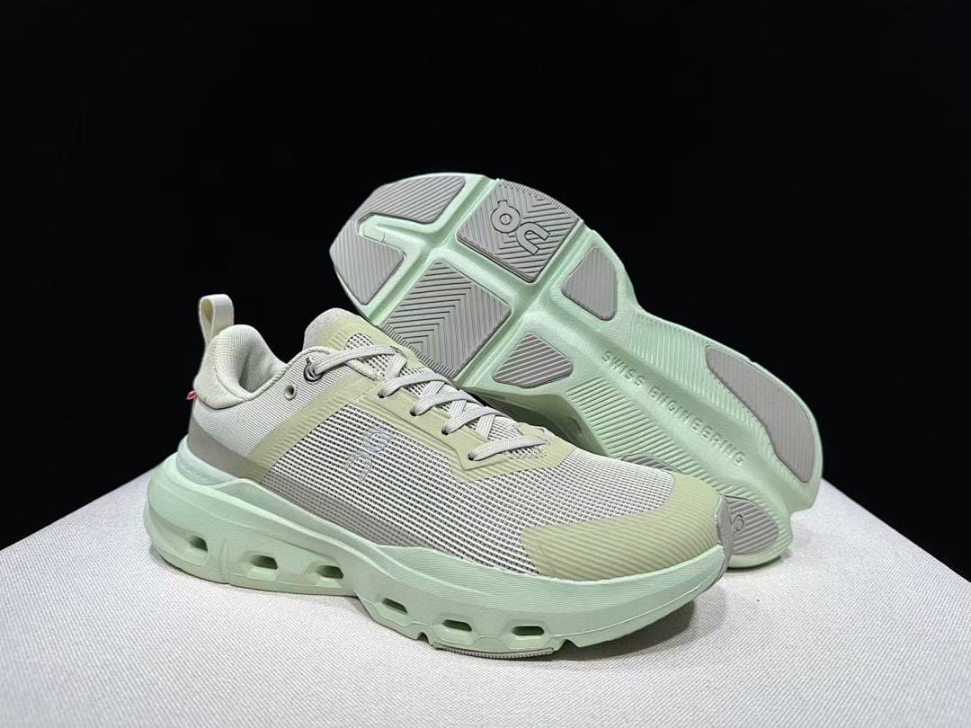 On Cloudpulse Next (Colorway 11)