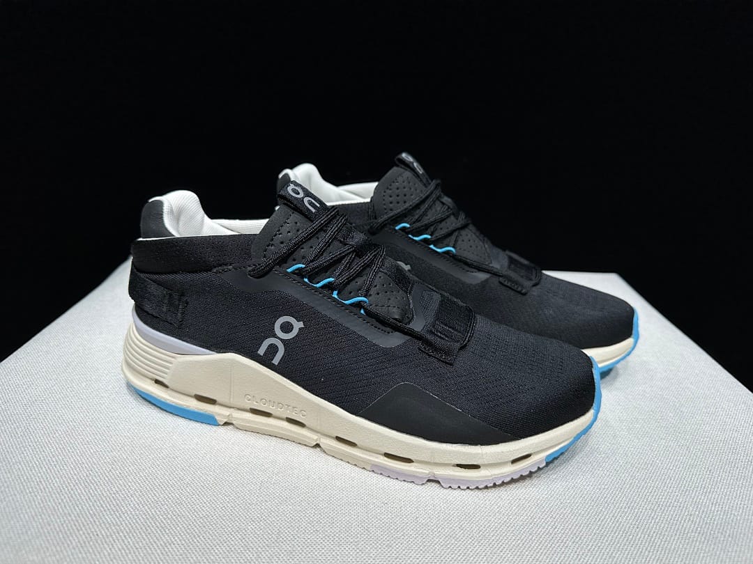 On Cloudnova 2 (Colorway 2)