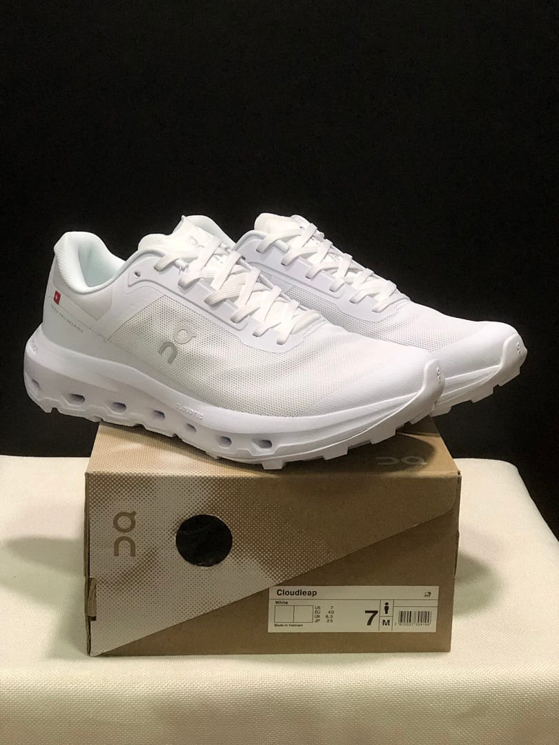 On Cloudvista 3 (Colorway 7)