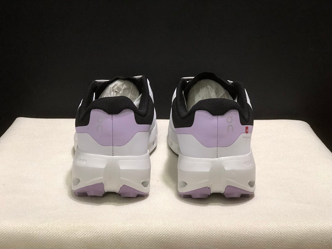 On Cloudvista 3 (Colorway 6)