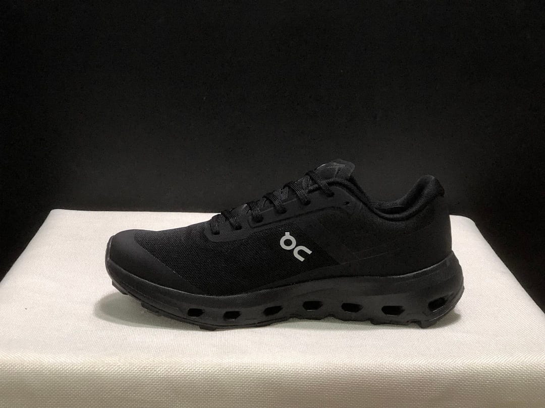 On Cloudvista 3 (Colorway 4)
