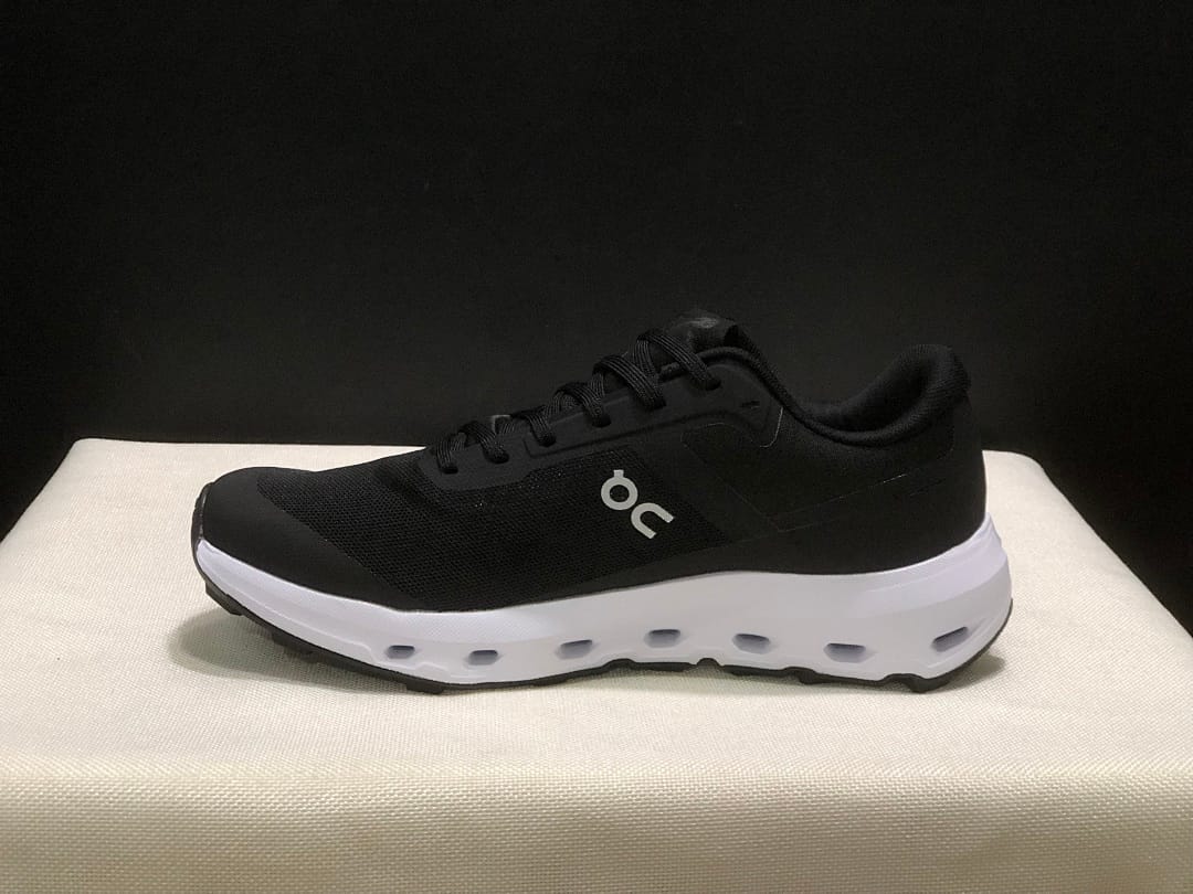 On Cloudvista 3 (Colorway 2)