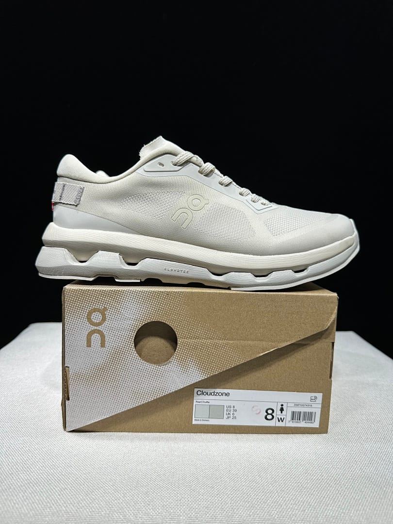 On Cloudzone × KITH 'Off White'