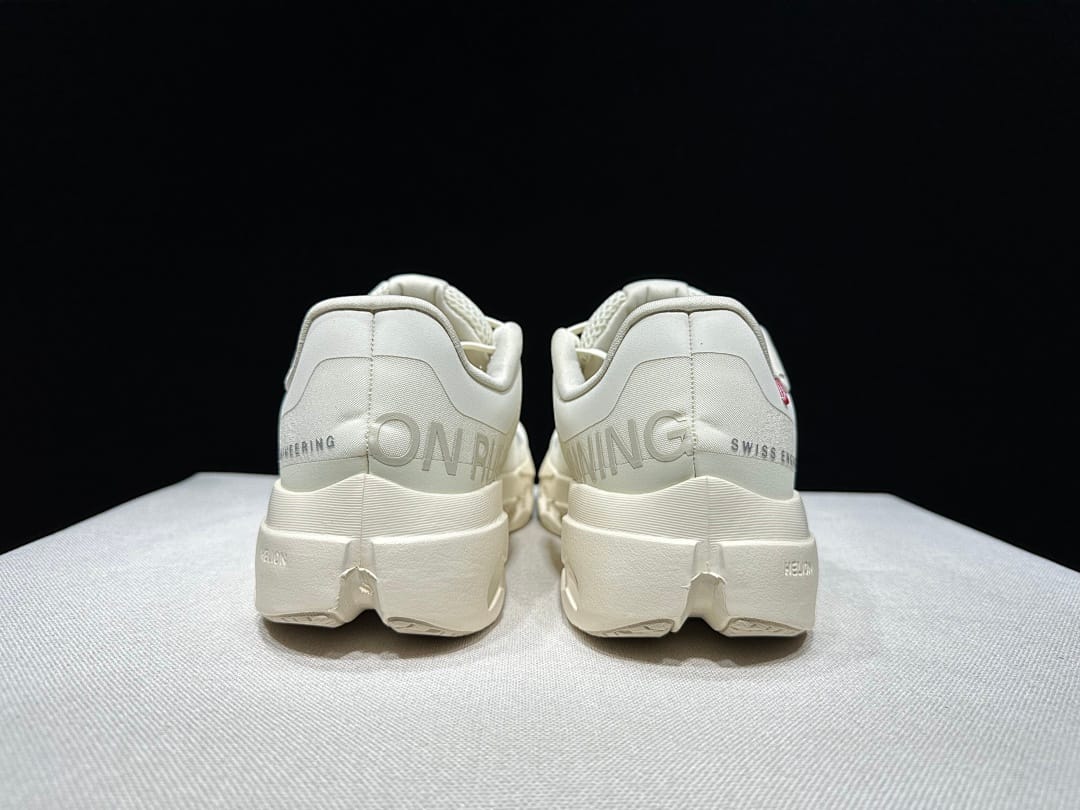 On Cloudsurfer Next 'Dewdrop White'