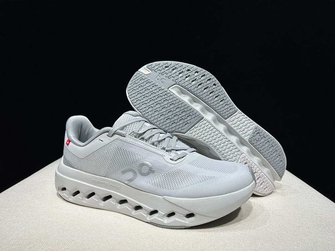 On Cloudsurfer Next (Colorway 2)